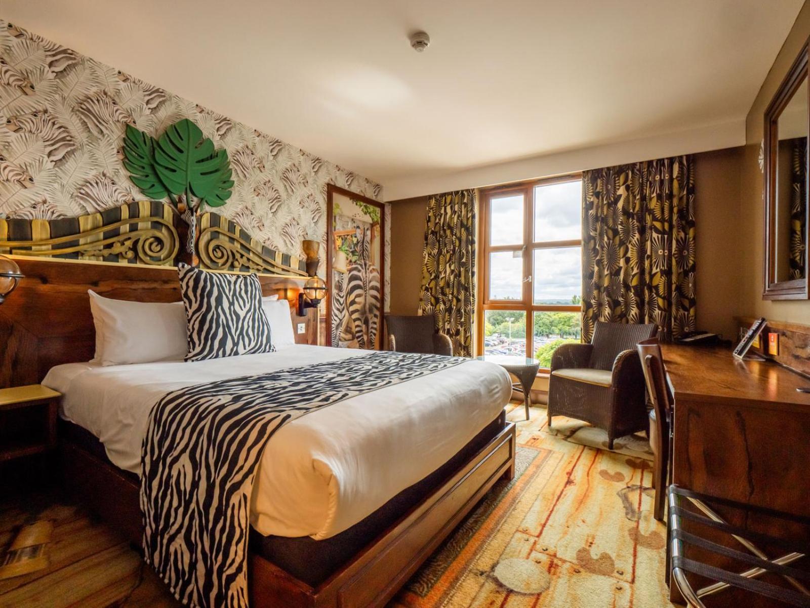 Chessington Safari Hotel Exteriér fotografie